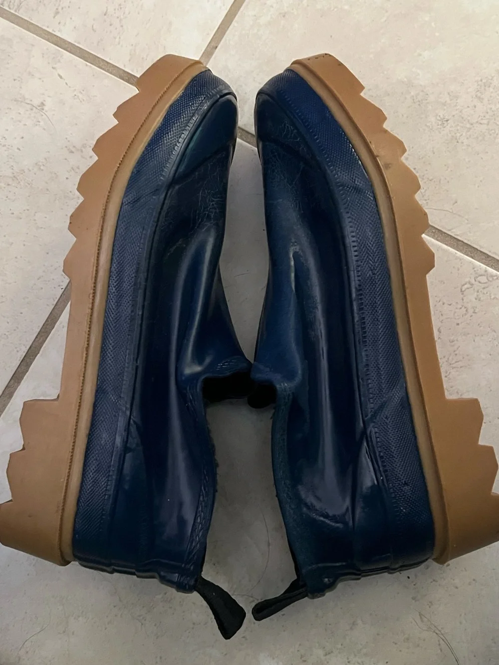 Men's Navy Slip-On Rain Chelsea Shoes - Picture 3 of 6